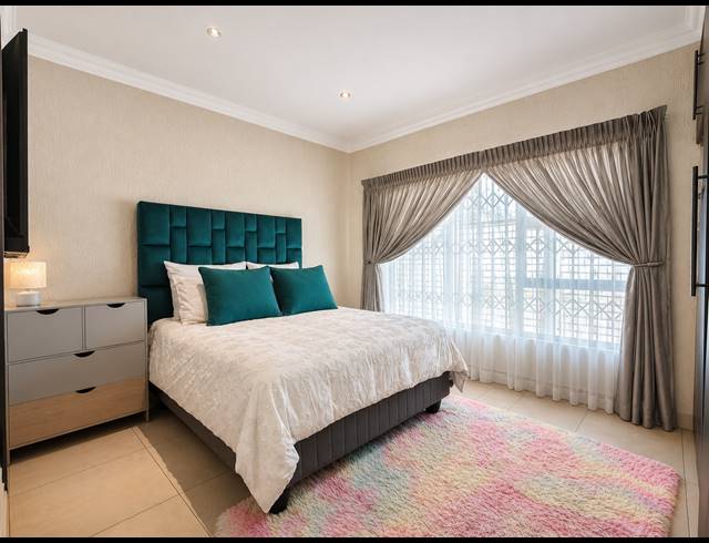 3 BEDROOM TOWNHOUSE FOR SALE IN THREE RIVERS